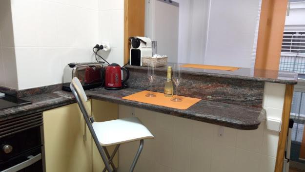 Alexander Apartments لقنت المظهر الخارجي الصورة