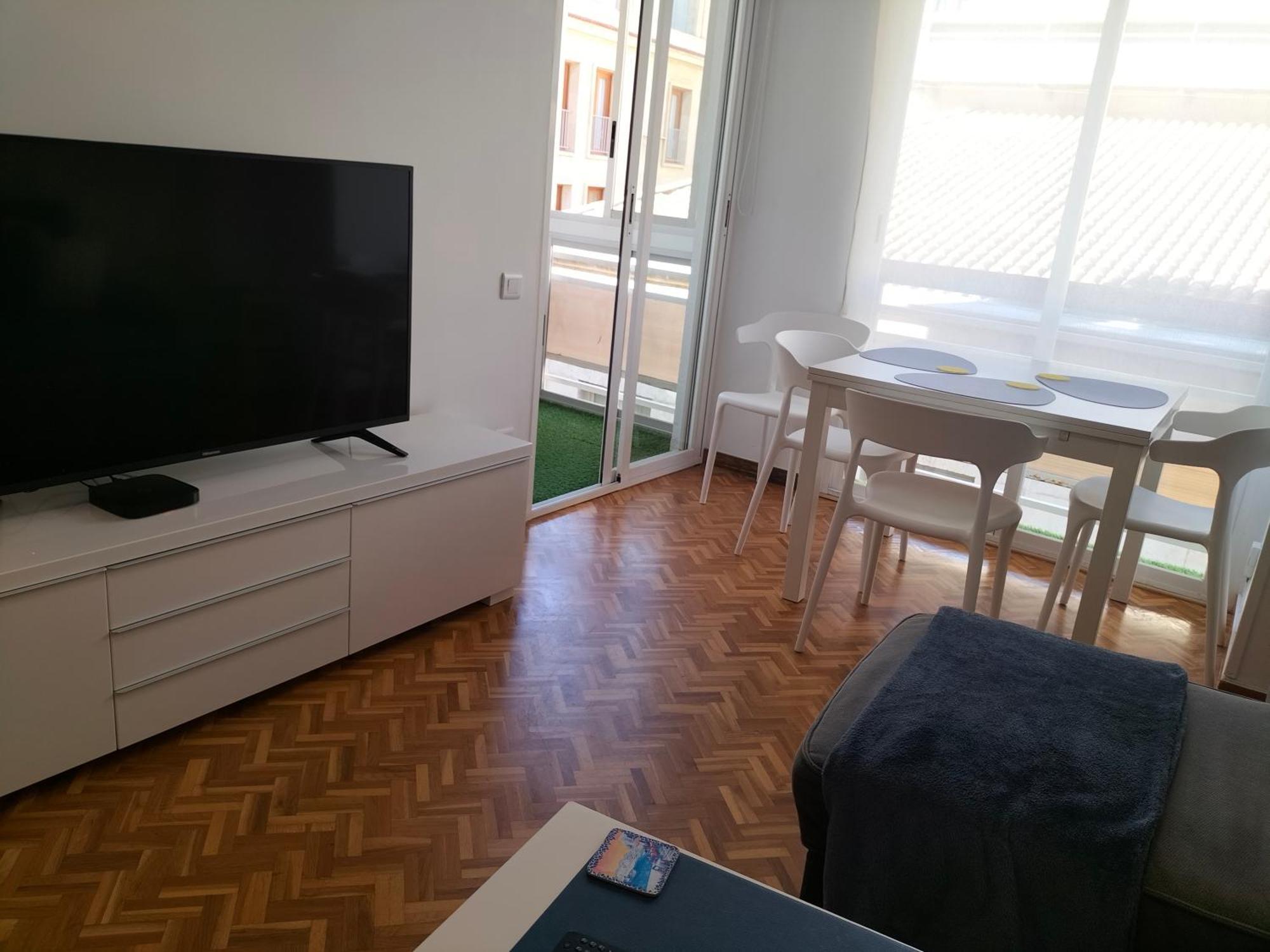 Alexander Apartments لقنت المظهر الخارجي الصورة