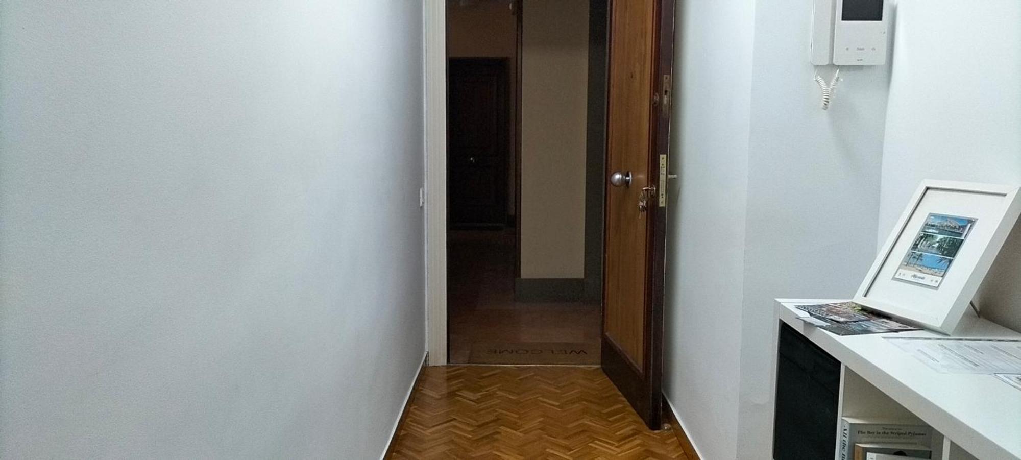 Alexander Apartments لقنت المظهر الخارجي الصورة