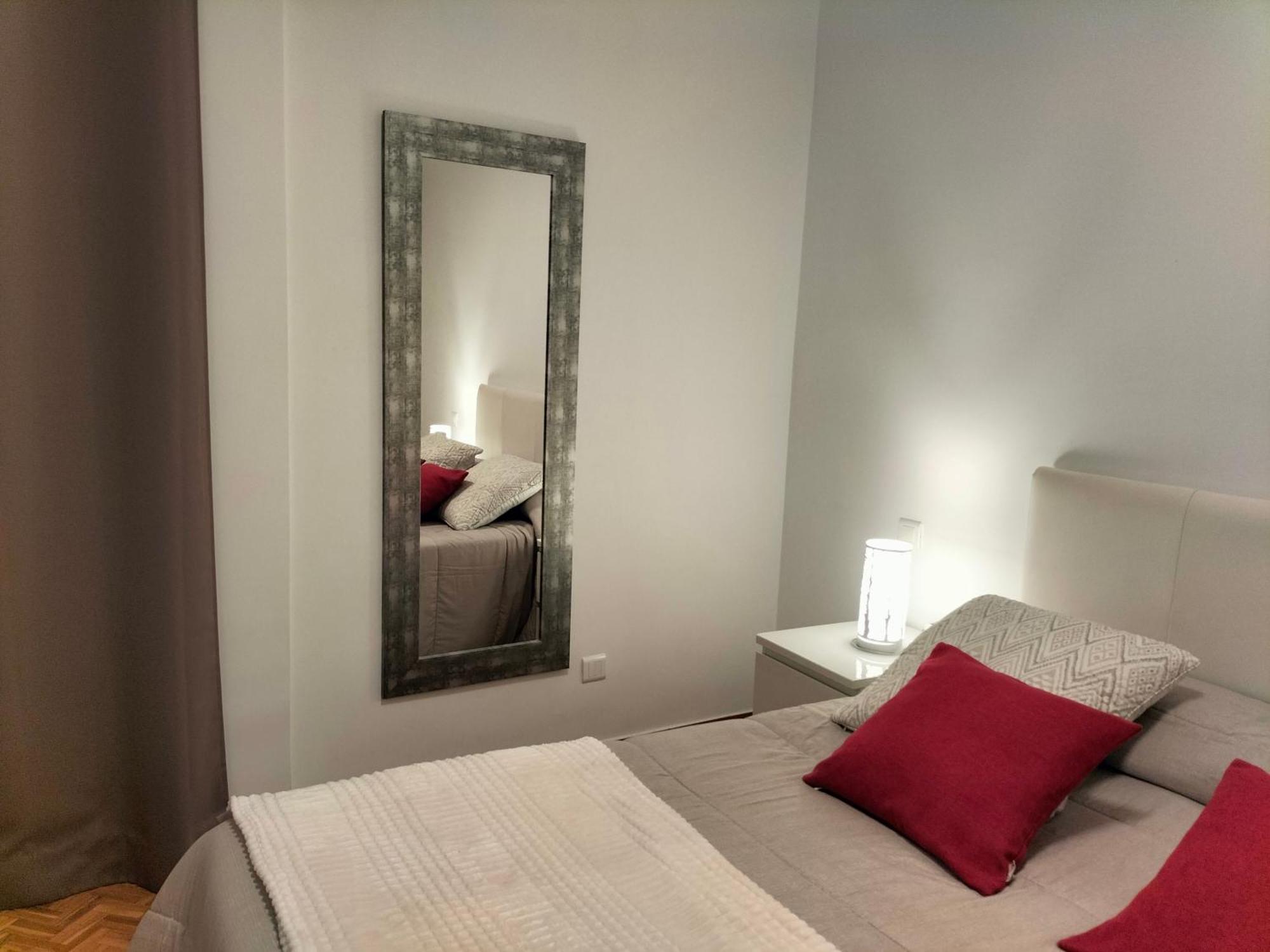 Alexander Apartments لقنت المظهر الخارجي الصورة