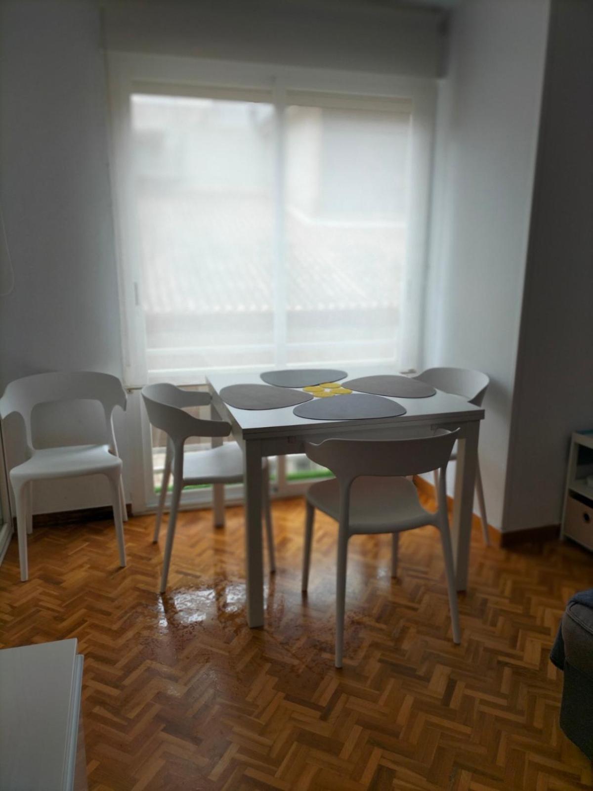 Alexander Apartments لقنت المظهر الخارجي الصورة